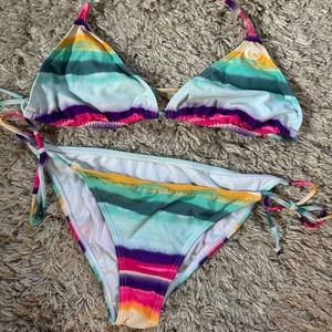 Ripcurl Women’s Tie Dye Bikini Size M
